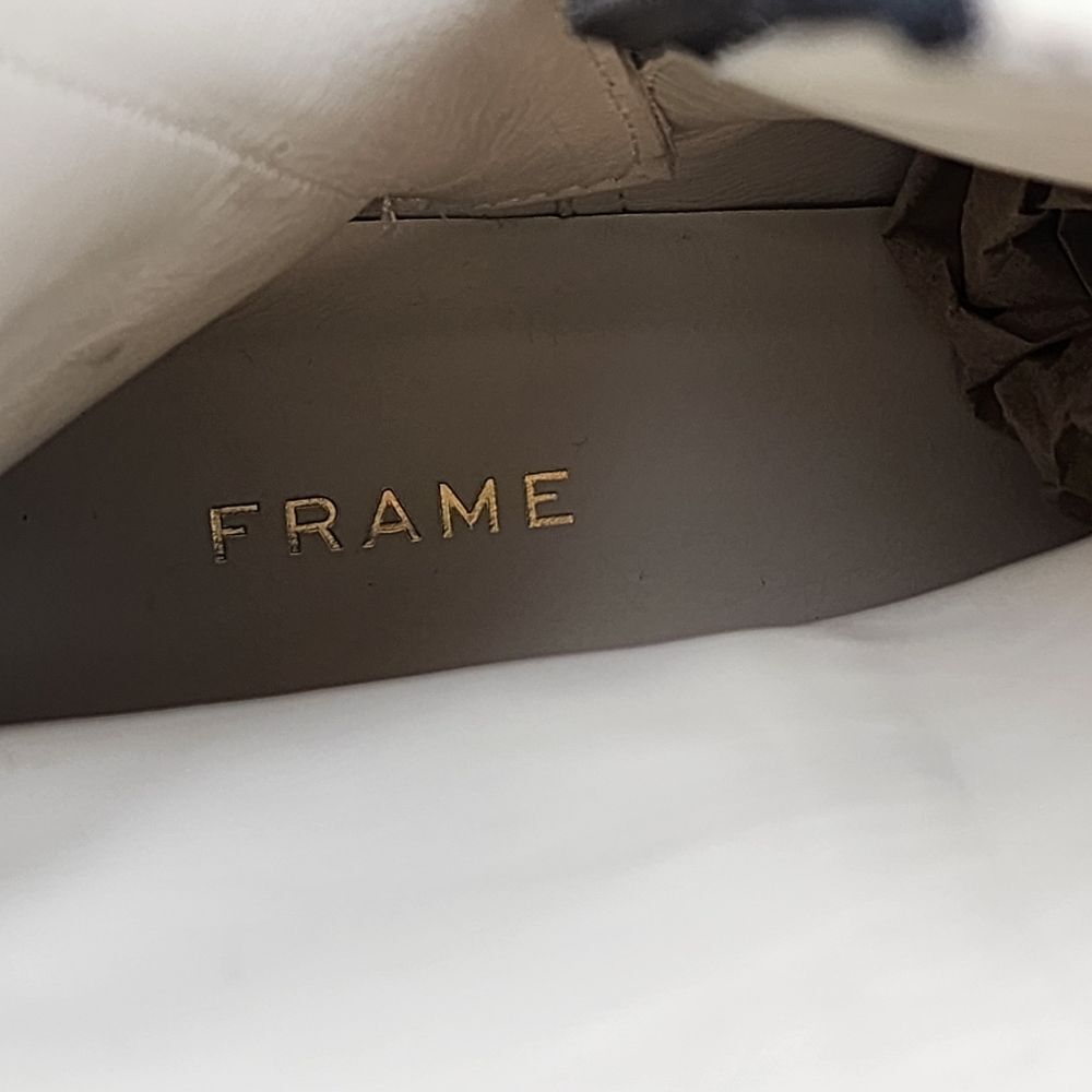 NWOB Frame Le Maddox Lizard Ankle Boots size 39 - Picture 9 of 9